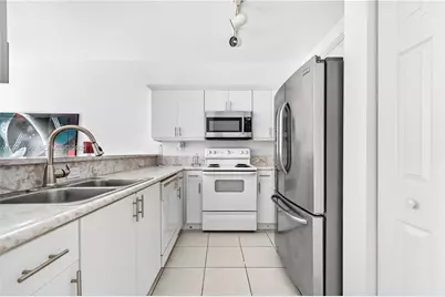 10934 SW 247th Ter, Homestead, FL 33032 - Photo 3