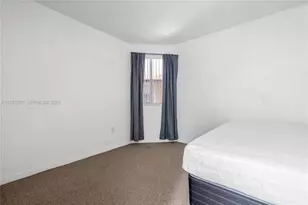 8854 W Flagler St, Miami, FL 33174 - Photo 25