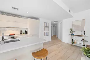 45 SW 9th St, Miami, FL 33130 - Photo 7