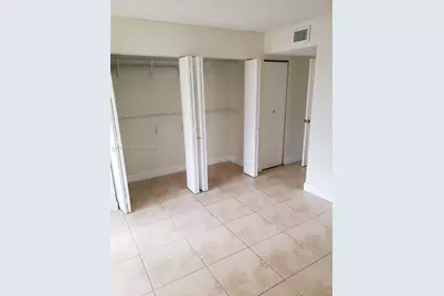 8660 NW 5th Ter #15-209, Miami, FL 33126 - Photo 11
