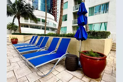 253 NE 2nd St. 2.2+ Lrg Den #3309, Miami, FL 33132 - Photo 55