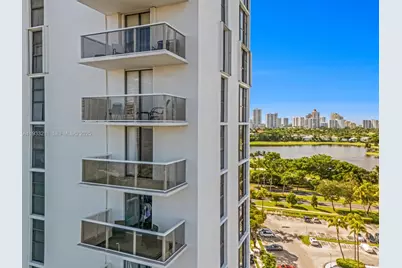 3701 N Country Club Dr #1408, Aventura, FL 33180 - Photo 3