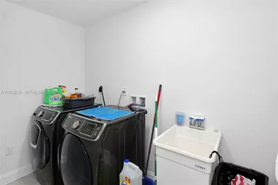 6270 Arthur St, Hollywood, FL 33024 - Photo 23