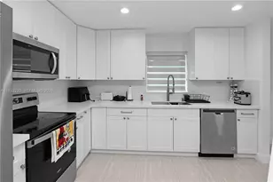 6270 Arthur St, Hollywood, FL 33024 - Photo 9