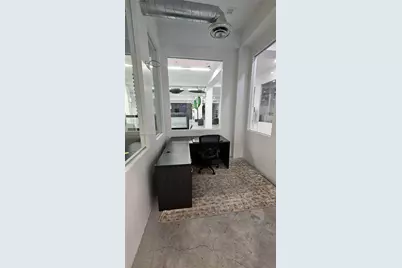 163 NE 24th St, Miami, FL 33137 - Photo 7