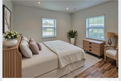 1080 NE 145th St, North Miami, FL 33161 - Photo 5