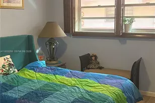 215 SE 3rd Ave, Hallandale Beach, FL 33009 - Photo 11