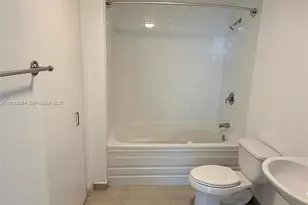 690 SW 1st Ct, Miami, FL 33130 - Photo 3