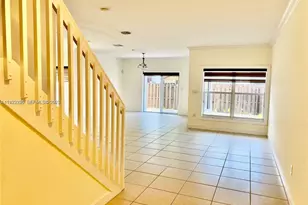 10914 NW 67th Terrace, Doral, FL 33178 - Photo 5