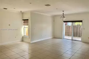 10914 NW 67th Terrace, Doral, FL 33178 - Photo 3