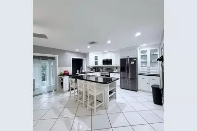 4341 Coral Springs Dr #1G, Coral Springs, FL 33065 - Photo 7