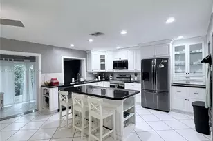 4341 Coral Springs Dr, Coral Springs, FL 33065 - Photo 7