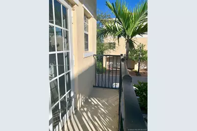 218 SW 6th Pl, Pompano Beach, FL 33060 - Photo 7