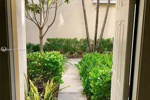 218 SW 6th Pl, Pompano Beach, FL 33060 - Photo 3