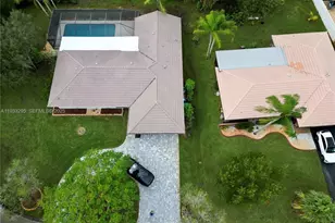 1218 NW 111th Ave, Coral Springs, FL 33071 - Photo 3