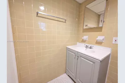 1330 W 54th St #108C, Hialeah, FL 33012 - Photo 15