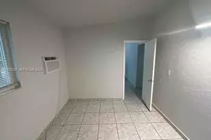 1261 NW 24th St, Miami, FL 33142 - Photo 3