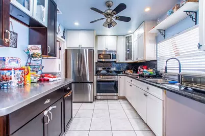 11751 NW 32nd Mnr, Sunrise, FL 33323 - Photo 9