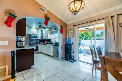 11751 NW 32nd Mnr, Sunrise, FL 33323 - Photo 7