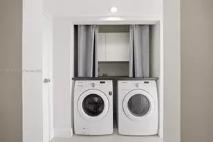 7601 E Treasure Dr, North Bay Village, FL 33141 - Photo 23