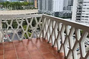 1430 Brickell Bay Dr, Miami, FL 33131 - Photo 3