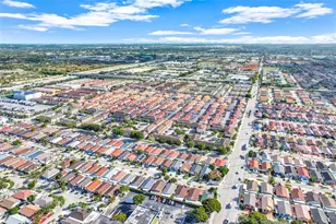 7685 W 30th Ln, Hialeah, FL 33018 - Photo 7