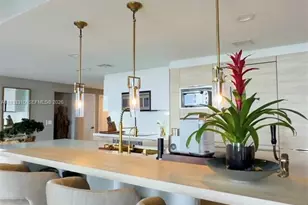 16385 Biscayne Blvd, North Miami Beach, FL 33160 - Photo 11