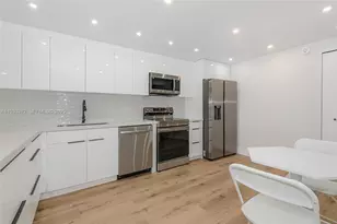 2500 Parkview Dr, Hallandale Beach, FL 33009 - Photo 29