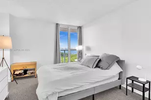 100 Bayview Dr, Sunny Isles Beach, FL 33160 - Photo 11