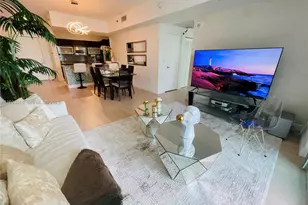 950 Brickell Bay Dr, Miami, FL 33131 - Photo 5