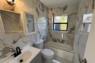 1763 Lauderdale Manor Dr, Fort Lauderdale, FL 33311 - Photo 11