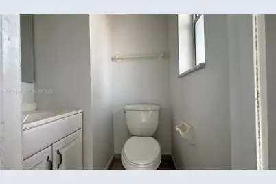 8020 Fairview Dr #108, Tamarac, FL 33321 - Photo 11