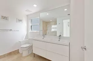 2475 Brickell Ave, Miami, FL 33129 - Photo 13