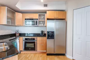 480 NE 30th St, Miami, FL 33137 - Photo 7