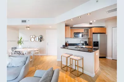 480 NE 30th St #1103, Miami, FL 33137 - Photo 5