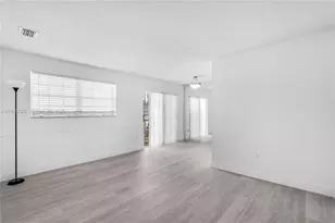 1090 NW 24th Ct, Miami, FL 33125 - Photo 5