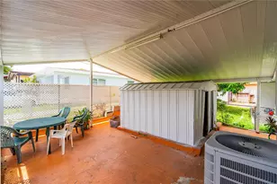 1090 NW 24th Ct, Miami, FL 33125 - Photo 23