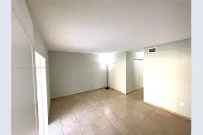 10897 NW 7th St #14-29, Miami, FL 33172 - Photo 5
