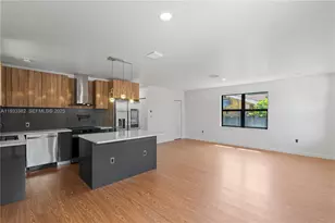 1745 NW 151st St, Miami Gardens, FL 33054 - Photo 5