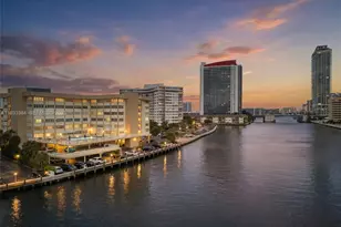 111 Golden Isles Dr, Hallandale Beach, FL 33009 - Photo 23