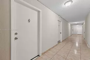 111 Golden Isles Dr, Hallandale Beach, FL 33009 - Photo 15