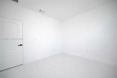 15486 SW 23rd Ln, Miami, FL 33185 - Photo 21