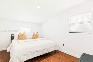 1121 NW 57th St, Miami, FL 33127 - Photo 19