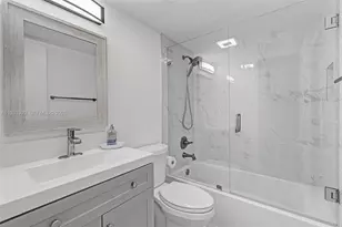 1105 Lake Shore Dr, Lake Park, FL 33403 - Photo 19