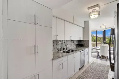 1000 E Island Blvd #503, Aventura, FL 33160 - Photo 15