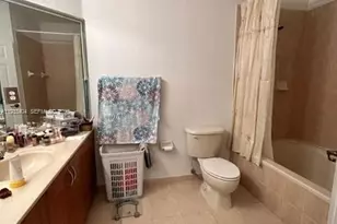 10721 NW 81st Ln, Doral, FL 33178 - Photo 15