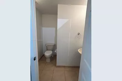 10721 NW 81st Ln #0, Doral, FL 33178 - Photo 21