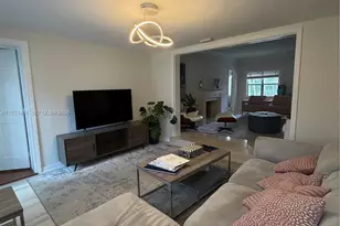 5371 N Bay Rd, Miami Beach, FL 33140 - Photo 9