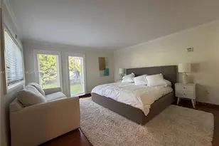 5371 N Bay Rd, Miami Beach, FL 33140 - Photo 11