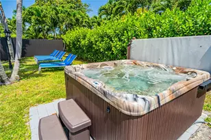 437 NE 107th St, Miami, FL 33161 - Photo 33